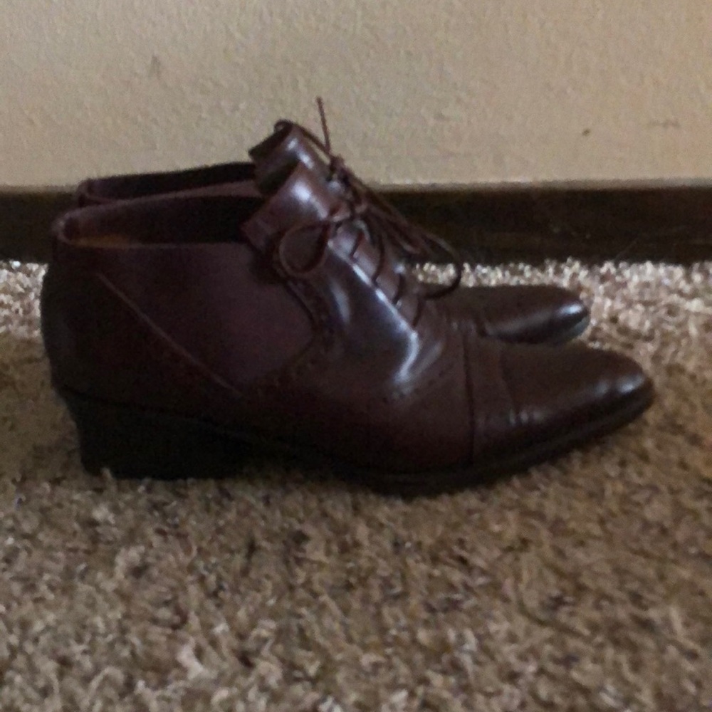 Via Spiga booties